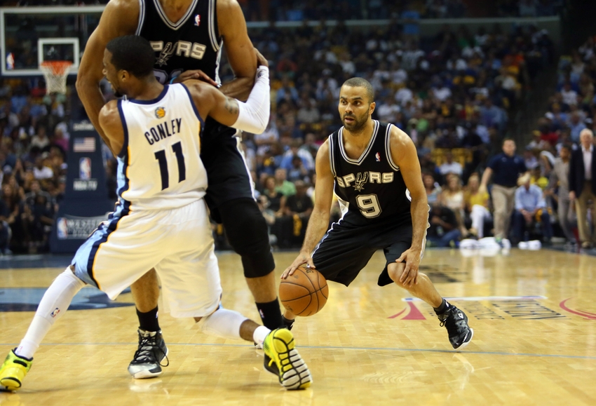 Pick and roll by Tim Duncan and Tony Parker